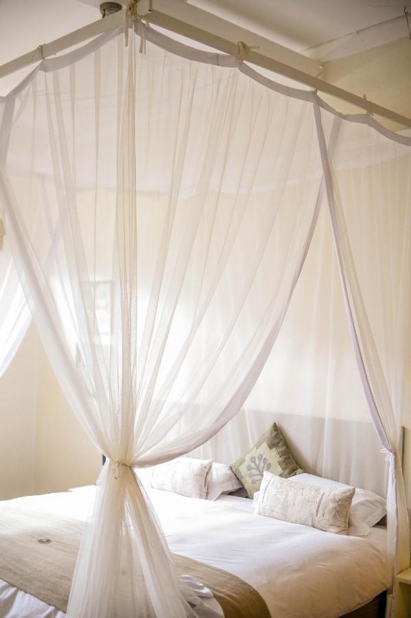 Madi A Thavha Mountain Lodge Louis Trichardt Buitenkant foto